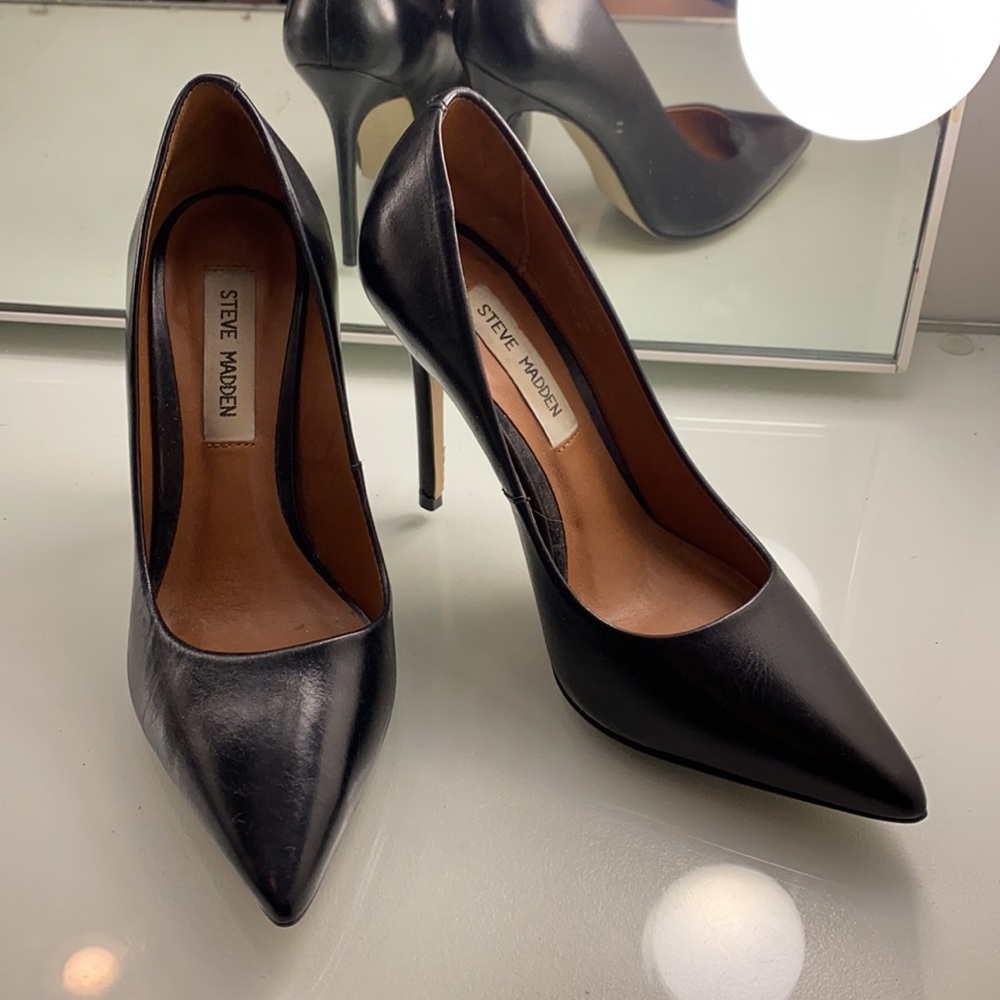 Steve Madden Pardee Classic Point Heel Black Size 6.5